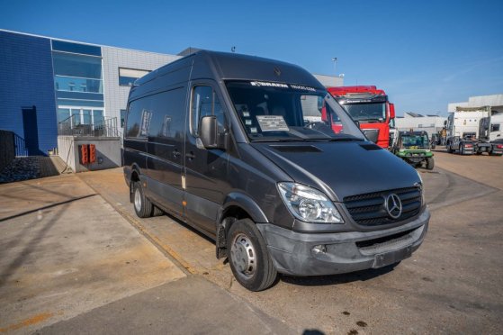 MERCEDES SPRINTER 519 CDI Mercedes-Benz Sprinter 519 CDI 2010 2 image 92