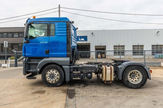 MAN TGX 18.480 XL BLS+INTARDER+HYDR. TGX 18.480 XL BLS+INTARDER+HYDR. 2016 2 Tractor Units image 9
