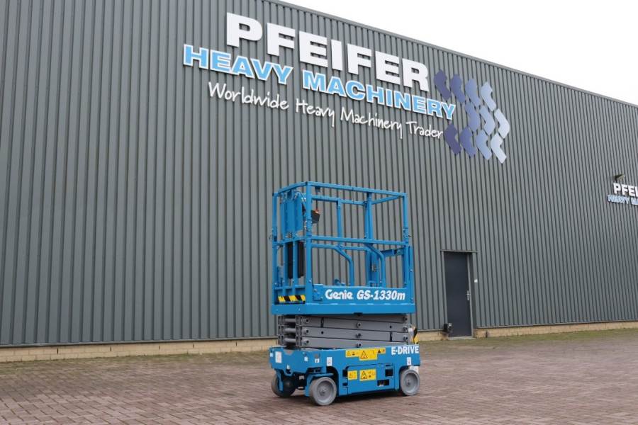 Genie GS1330M ALL-ELECTRIC DC DRIVE, 5.9M WORKING HEIGHT image