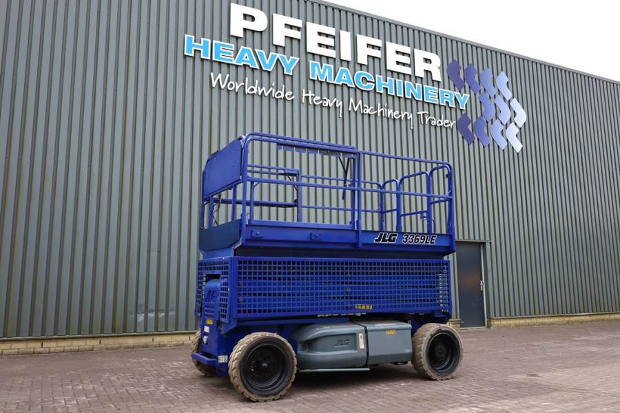 JLG 3369LE Electric, 12m Working Height, 450kg Capacit image