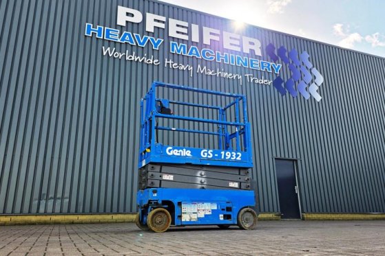 Genie GS1932 Electric, Working Height 7.8 m, 227kg Capac 4842 2010 2 Scissor Lifts