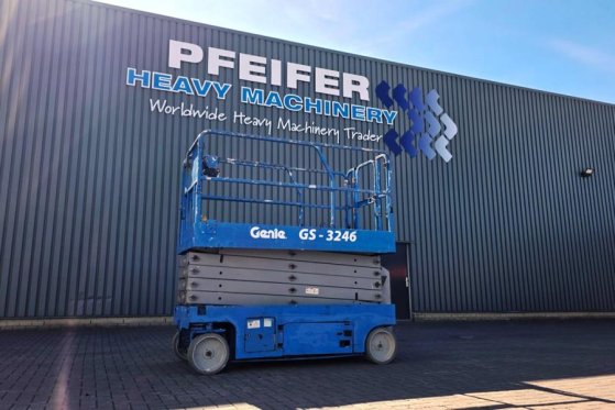 Genie GS3246 Electric, Working Height 11.75 m, 318kg Cap GS3246 Electric, Working Height 11.75 m, 318kg Cap 2015 2