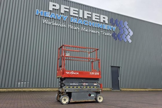 SkyJack SJ3219 As-Is, Electric, 8m Working Height, 227kg C Skyjack SJ3219 As-Is, Electric, 8m Working Height, 227kg C 2014...