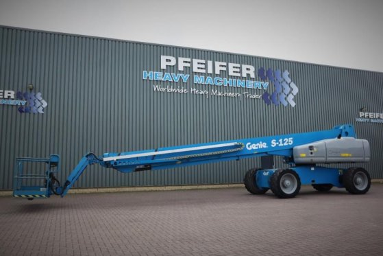 Genie S125 Diesel, 4x4x4 Drive, 40.1m Working Height, 24 S125 Diesel, 4x4x4 Drive, 40.1m Working Height, 24 2016 2 image 16