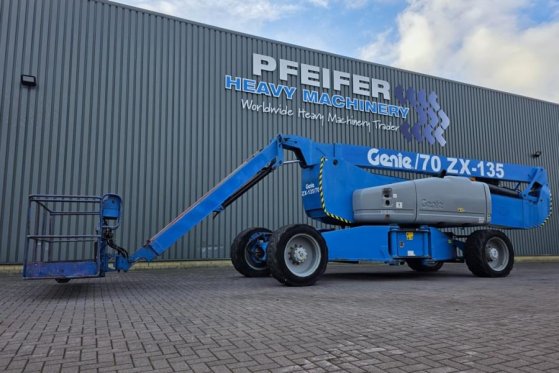 Genie ZX135/70 Diesel, 4x4x4 Drive, 43m Lifting Height, ZX135/70 Diesel, 4x4x4 Drive, 43m Lifting Height, 2013 2 image 16
