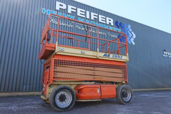 JLG 3369LE Electric, 12m Working Height, 450kg Capacit 3369LE Electric, 12m Working Height, 450kg Capacit 2012 2 Scissor L...