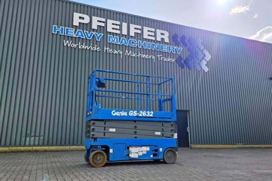 Genie GS2632 Electric, 10m Working Height, Non Marking T GS2632 Electric, 10m Working Height, Non Marking T 2011 2 Scissor...