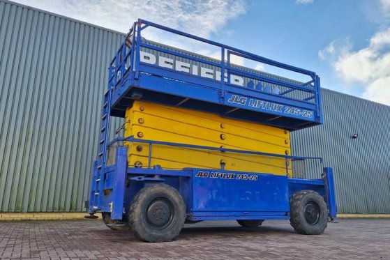 JLG 245-25 Diesel, 4x4 Drive, 26m Working Height, 750k 245-25 Diesel, 4x4 Drive, 26m Working Height, 750k 2008 2 Scissor L...