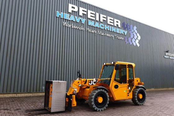 JCB 525-60E Fully Electric, 2500kg Capacity, 6m Liftin 525-60E Fully Electric, 2500kg Capacity, 6m Liftin 2022 2 image 16