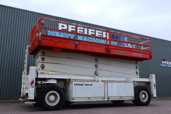 Liftlux SL320-30DS Diesel, 4x4 Drive, 34m Working Height, Liftlux SL320-30DS Diesel, 4x4 Drive, 34m Working Height, 1999 2...