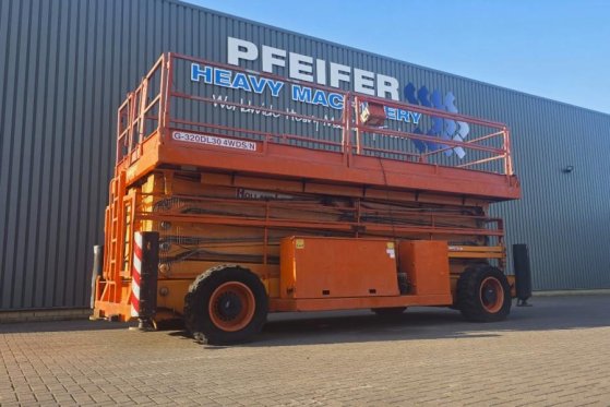 Holland Lift Megastar G320DL30-4WDS/N Diesel, 4x4x4 Drive, 34m Holland lift Megastar G320DL30-4WDS/N Diesel, 4x4x4 Drive, ...