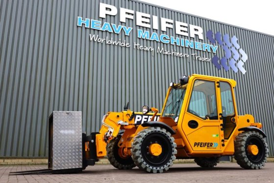 JCB 525-60E Fully Electric, 2500kg Capacity, 6m Liftin 525-60E Fully Electric, 2500kg Capacity, 6m Liftin 2022 2 image 46