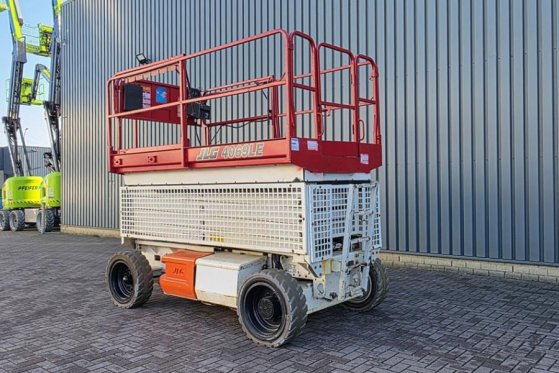 JLG 4069LE Electric, 14.2m Working Height, 360kg Capac 4069LE Electric, 14.2m Working Height, 360kg Capac 2008 2 Scissor L...