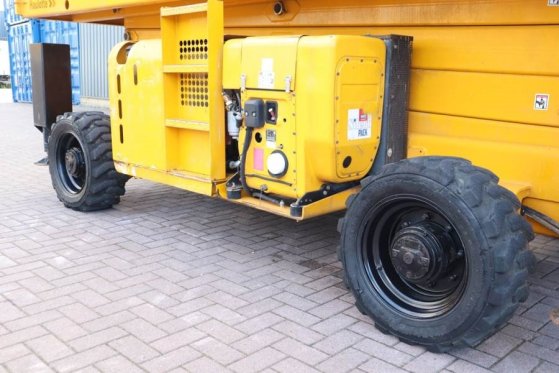 Haulotte H15SXL Diesel, 4x4 Drive, 15m Working Height, 500k Haulotte H15SXL Diesel, 4x4 Drive, 15m Working Height, 500k 20...