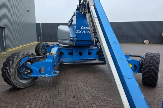 Genie ZX135/70 Diesel, 4x4x4 Drive, 43m Lifting Height, ZX135/70 Diesel, 4x4x4 Drive, 43m Lifting Height, 2016 2 image 10