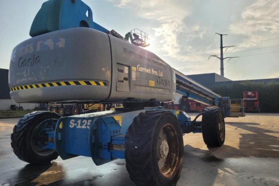 Genie S125 As-Is, Diesel, 4x4x4 Drive, 40.1m Working Hei S125 As-Is, Diesel, 4x4x4 Drive, 40.1m Working Hei 2012 2 image 10
