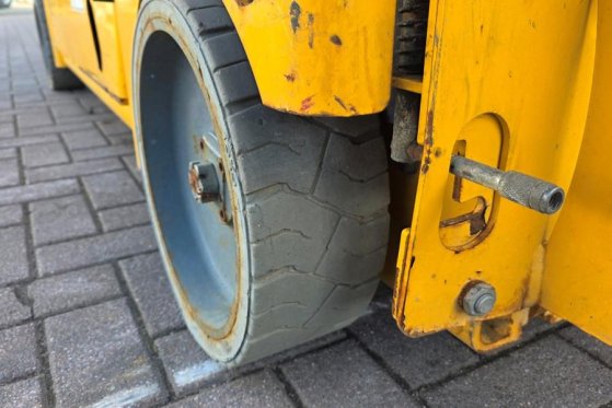 Haulotte Compact 10N Electric, 10m Working Height, 230kg Ca Haulotte Compact 10N Electric, 10m Working Height, 230kg Ca 20...