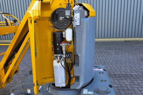 Haulotte STAR 10 Electric, 10m Working Height, 3m Reach, 20 Haulotte STAR 10 Electric, 10m Working Height, 3m Reach, 20 20...