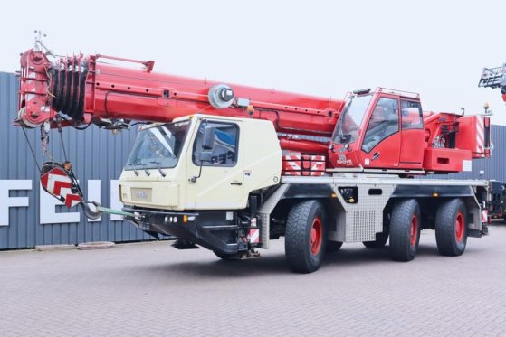 Grove GMK3060 Diesel, 6x6x6 Drive, 60t Capacity, 43m Mai GMK3060 Diesel, 6x6x6 Drive, 60t Capacity, 43m Mai 2015 2 Mobile ...