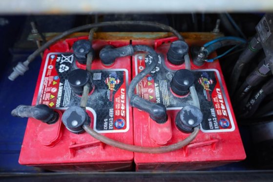 Holland Lift Ecostar HL-9710 Electric, 12m Working Height, 325k Holland lift Ecostar HL-9710 Electric, 12m Working Height,...