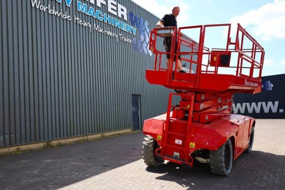 PB LIFT S151-19E 4x4 Electric, 4x4 Drive, 15m Working PB LIFT S151-19E 4x4 Electric, 4x4 Drive, 15m Working 2012 2 Scissor...