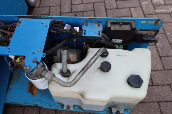 Genie GS2646 Electric, Working Height 9.80m, Capacity 45 GS2646 Electric, Working Height 9.80m, Capacity 45 2013 2 Scissor...