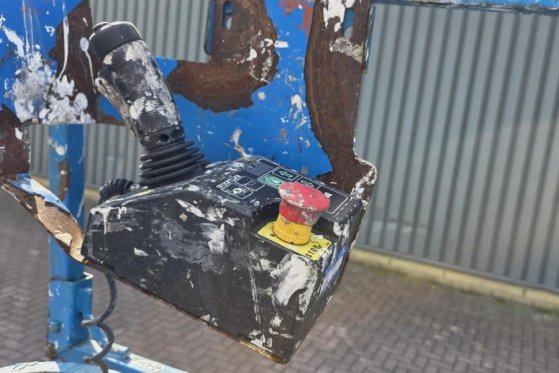Genie GS2632 Electric, 10m Working Height, 227kg Capacit GS2632 Electric, 10m Working Height, 227kg Capacit 2015 2 Scissor...