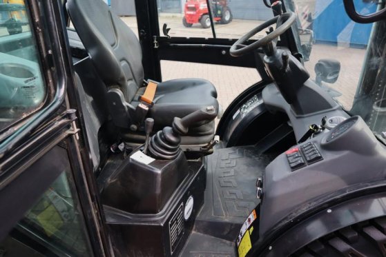 Manitou MC30-4 Valid Inspection, *Guarantee! Diesel, 4x4 D MC30-4 Valid Inspection, *Guarantee! Diesel, 4x4 D 2023 2 Rough...