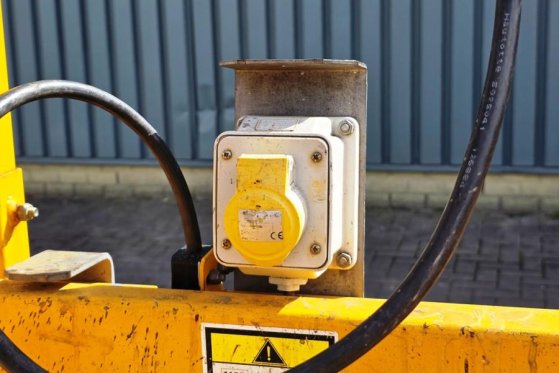 Haulotte Compact 10N Electric, 10m Working Height, 230kg Ca Haulotte Compact 10N Electric, 10m Working Height, 230kg Ca 20...