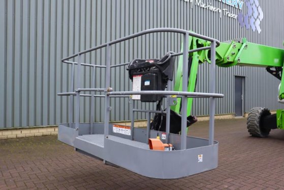 Niftylift HR28 HYBRIDE Hybrid, 4x4 Drive, 28m Working Height Niftylift HR28 HYBRIDE Hybrid, 4x4 Drive, 28m Working Height ...