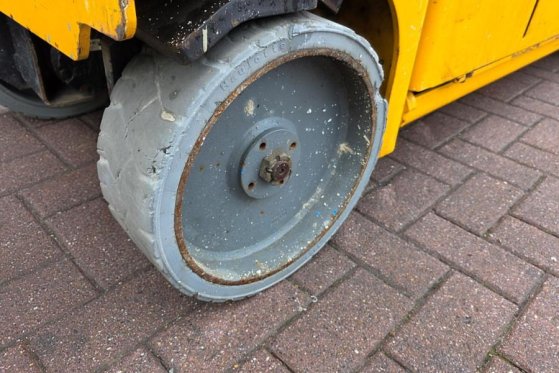 Haulotte Compact 8 As-Is, Electric, 8m Working Height, 350k Haulotte Compact 8 As-Is, Electric, 8m Working Height, 350k 20...