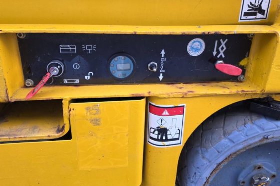 Haulotte Compact 8 Electric, 8.2m Working Height, 350kg Cap Haulotte Compact 8 Electric, 8.2m Working Height, 350kg Cap 20...