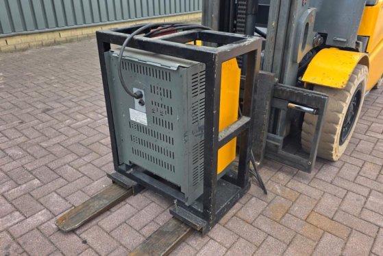 Jungheinrich EFG535 Electric, Lifting Height 4700mm, Freelift 1 EFG535 Electric, Lifting Height 4700mm, Freelift 1 2011 2 ...