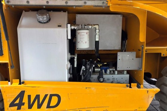 Haulotte Compact 12DX Diesel, 4x4 Drive, 12m Working Height Haulotte Compact 12DX Diesel, 4x4 Drive, 12m Working Height 20...