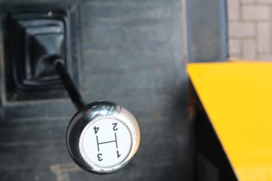 JCB 930-4 T4 Valid inspection, Diesel, 4x4 Drive, 5500 10124 2017 2 Rough Terrain Forklift image 10