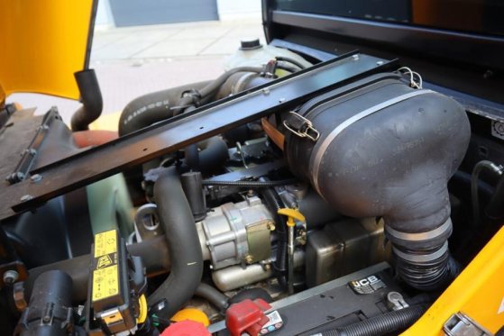 JCB 940-4 T4 Valid inspection, Diesel, 4x4 Drive, 3700 940-4 T4 Valid inspection, Diesel, 4x4 Drive, 3700 2020 2 Rough Ter...