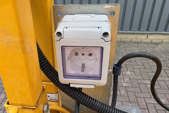 Haulotte COMPACT 10DX Diesel, 4x4 Drive, 10.2m Working Heig Haulotte COMPACT 10DX Diesel, 4x4 Drive, 10.2m Working Heig 20...