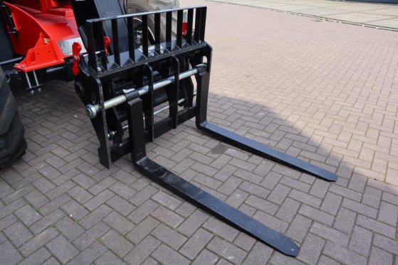 Manitou MT933 EASY 75D ST5 S1 Valid inspection, *Guarantee MT933 EASY 75D ST5 S1 Valid inspection, *Guarantee 2024 2 image 11