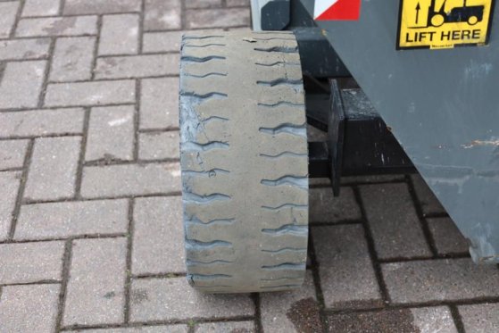 Holland Lift Ecostar HL-11812 Electric, 14m Working Height, 300 Holland lift Ecostar HL-11812 Electric, 14m Working Height...