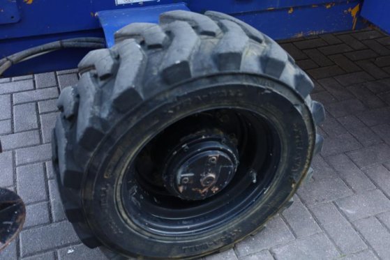 Haulotte H15SX Diesel, 4x4 Drive 15 Working Height, 500kg C Haulotte H15SX Diesel, 4x4 Drive 15 Working Height, 500kg C 20...