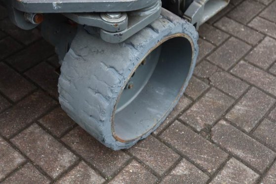 Holland Lift Ecostar HL-11812 Electric, 14m Working Height, 300 Holland lift Ecostar HL-11812 Electric, 14m Working Height...