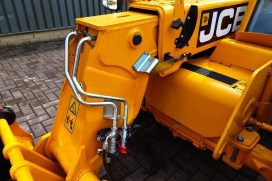 JCB 525-60E Guarantee! Fully Electric, 2500kg Capacity 525-60E Guarantee! Fully Electric, 2500kg Capacity 2022 2 image 11