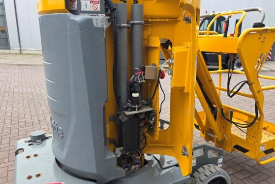 Haulotte STAR 10 Electric, 10m Working Height, 3m Reach, 20 Haulotte STAR 10 Electric, 10m Working Height, 3m Reach, 20 20...