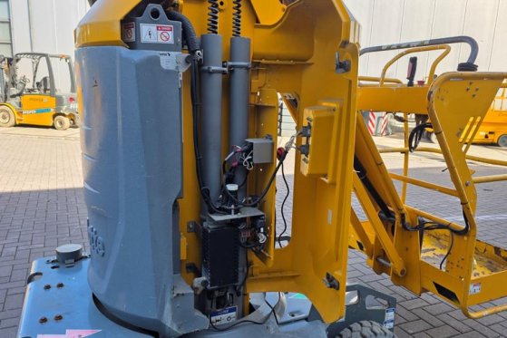 Haulotte STAR 10 Electric, 10m Working Height, 3m Reach, 20 Haulotte STAR 10 Electric, 10m Working Height, 3m Reach, 20 20...