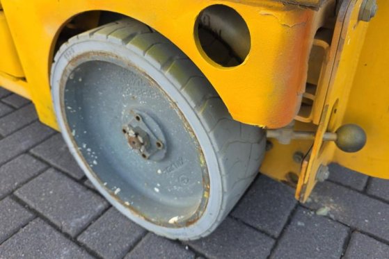 Haulotte Compact 10N Electric, 10m Working Height, 230kg Ca Haulotte Compact 10N Electric, 10m Working Height, 230kg Ca 20...