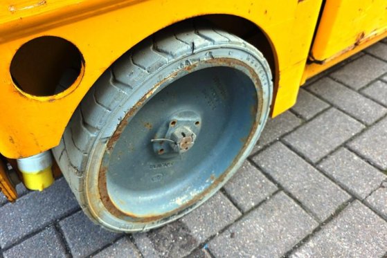 Haulotte Compact 8 Electric, 8.2m Working Height, 350kg Cap Haulotte Compact 8 Electric, 8.2m Working Height, 350kg Cap 20...