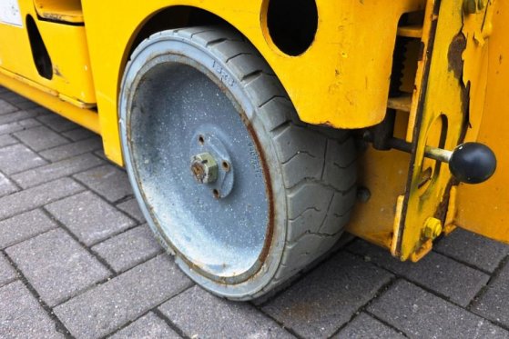 Haulotte Compact 10N Electric, 10m Working Height, 230kg Ca Haulotte Compact 10N Electric, 10m Working Height, 230kg Ca 20...