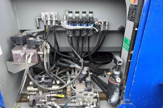 PB LIFT S151-19EGI Electric, 4x4 Drive, 15m Working H PB LIFT S151-19EGI Electric, 4x4 Drive, 15m Working H 2010 2 Scissor...