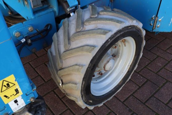 Genie GS4069 Electric, 14m Working Height, 363kg Capacit GS4069 Electric, 14m Working Height, 363kg Capacit 2014 2 Scissor...