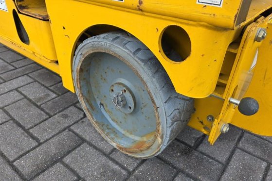 Haulotte Compact 8 Electric, 8.2m Working Height, 350kg Cap Haulotte Compact 8 Electric, 8.2m Working Height, 350kg Cap 20...